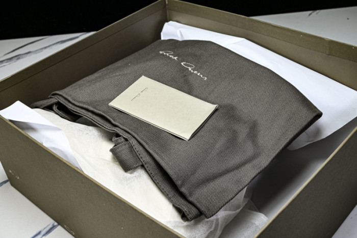 RICK OWENS SNEAKER