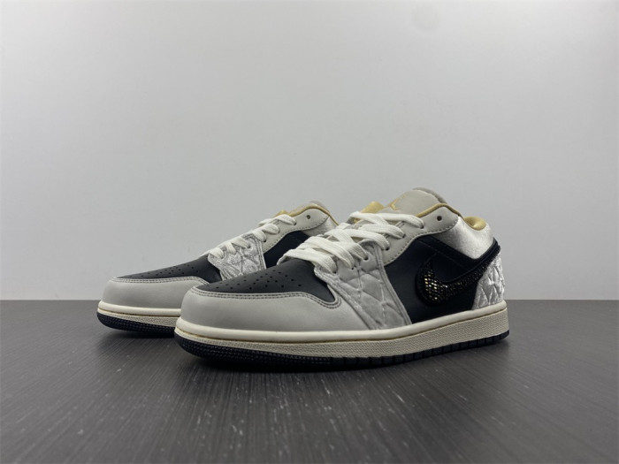Air Jordan 1 Low Beaded Swoosh Men''s DV1762-001