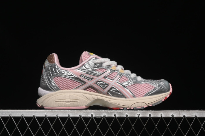 As*ic*s Vandy the Pink Gel-Nimbus 10.1 Strawberry Cream 1203A865-702