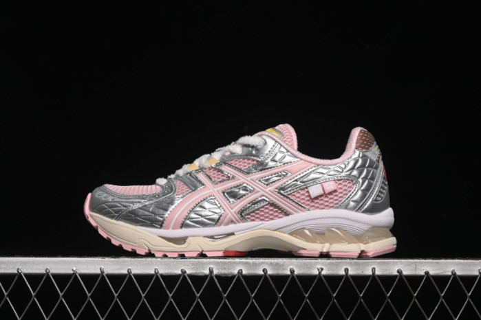 As*ic*s Vandy the Pink Gel-Nimbus 10.1 Strawberry Cream 1203A865-702