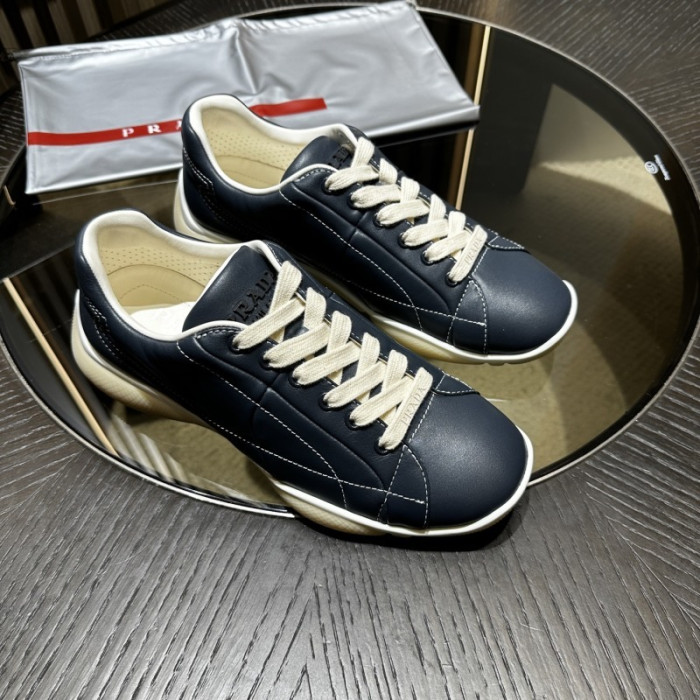 Pra*a SNEAKER
