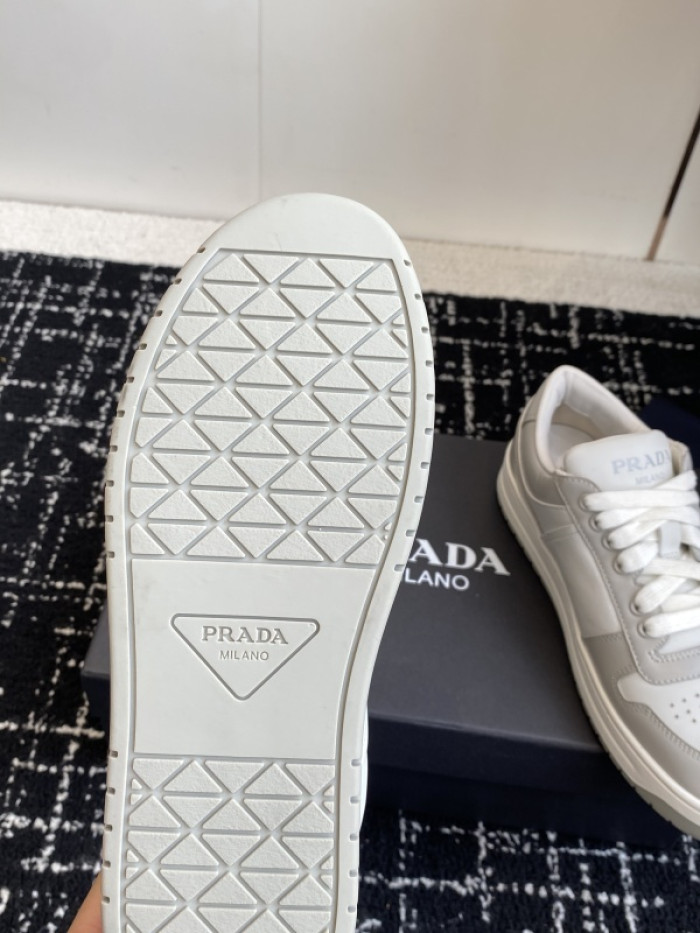 Pra*a SNEAKER