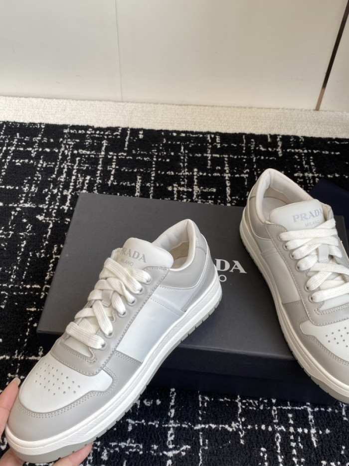 Pra*a SNEAKER