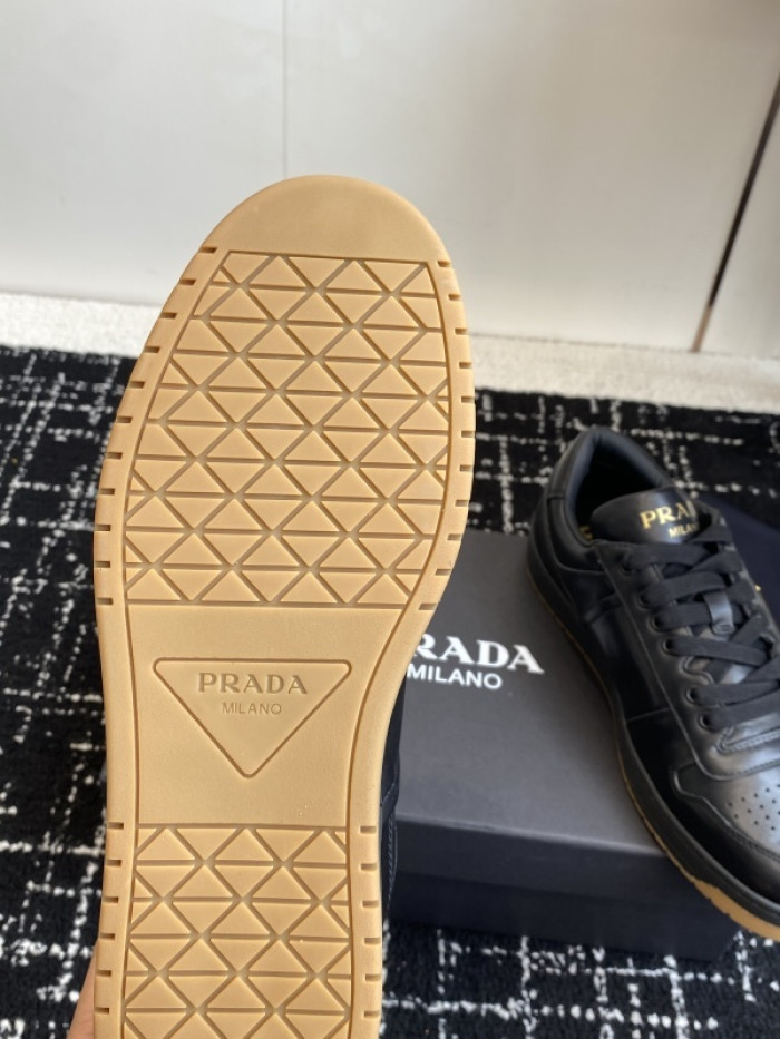 Pra*a SNEAKER