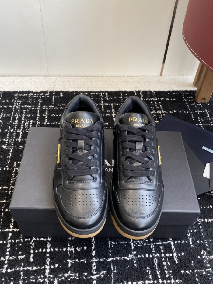 Pra*a SNEAKER