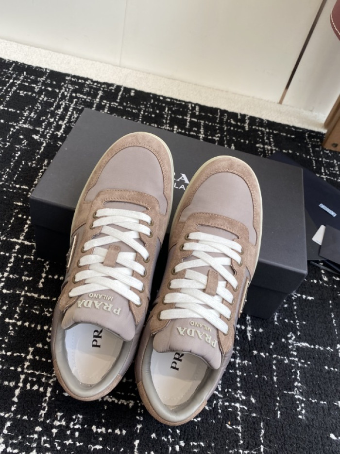 Pra*a SNEAKER