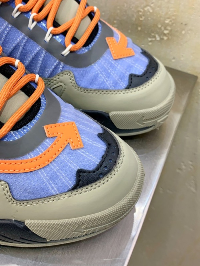 OFF-WHITE ODSY-2000