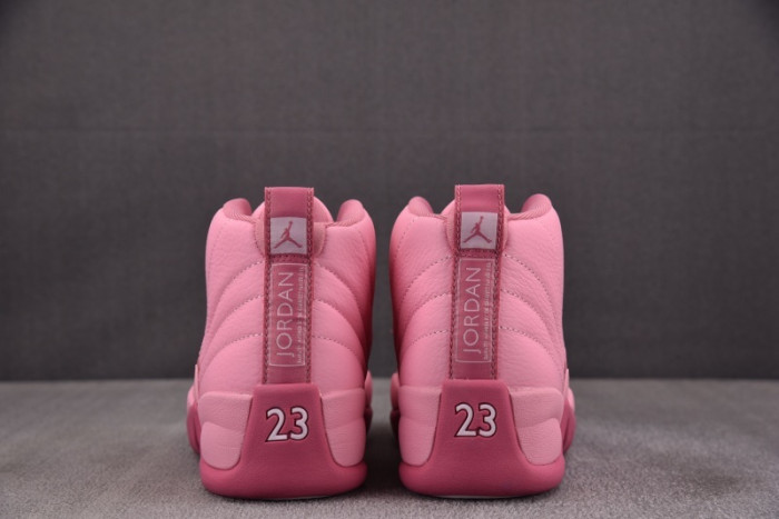 Air Jordan 12 