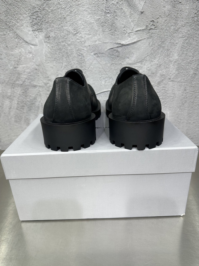BLCG BOOTS SNEAKERS