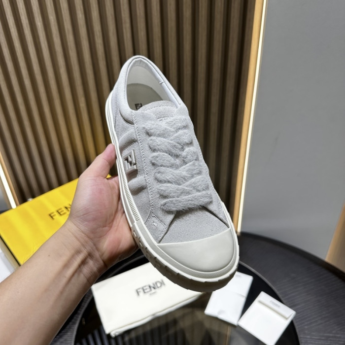 F**di SNEAKERS