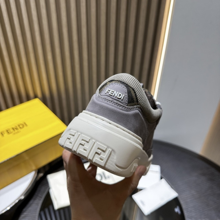 F**di SNEAKERS