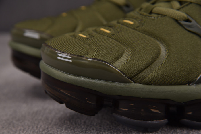 Nike Air VaporMax Plus