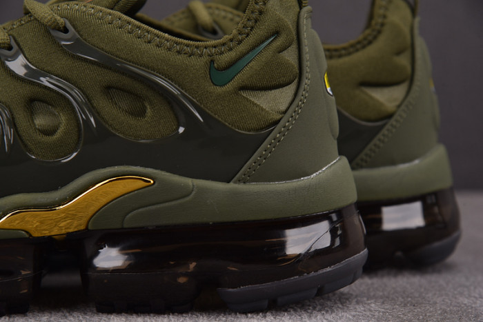 Nike Air VaporMax Plus