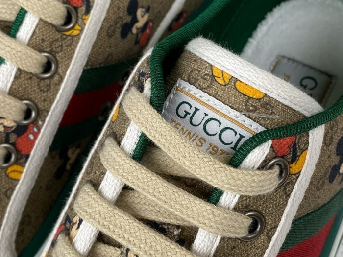 G*u*i ACE EMBROIDERED LOW-TOP SNEAKER E2269