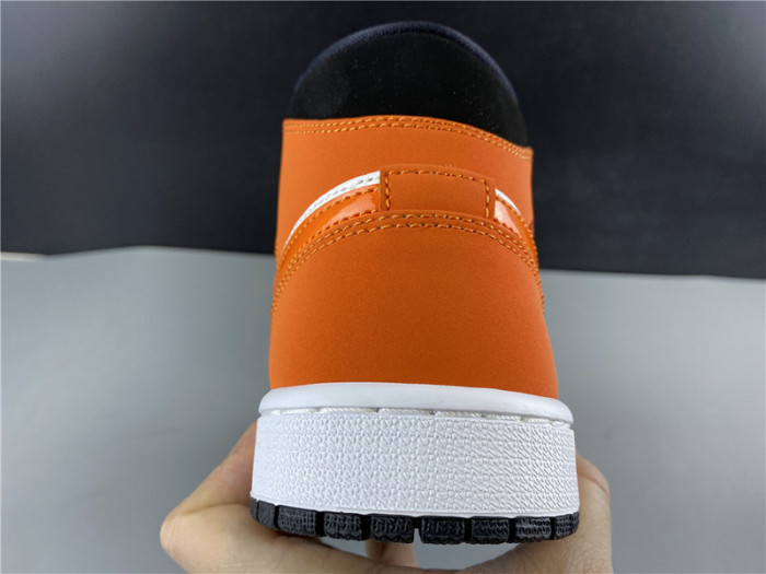 air jordan 1 mid 