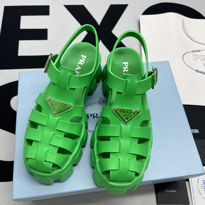 pra*a sandals p057