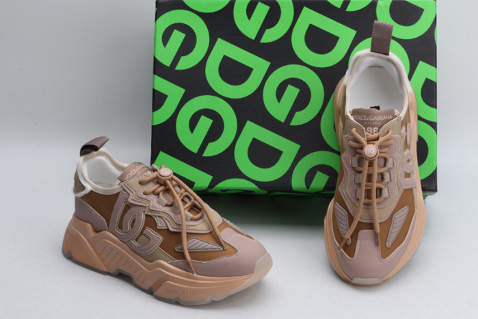 d&g sneakaer d010