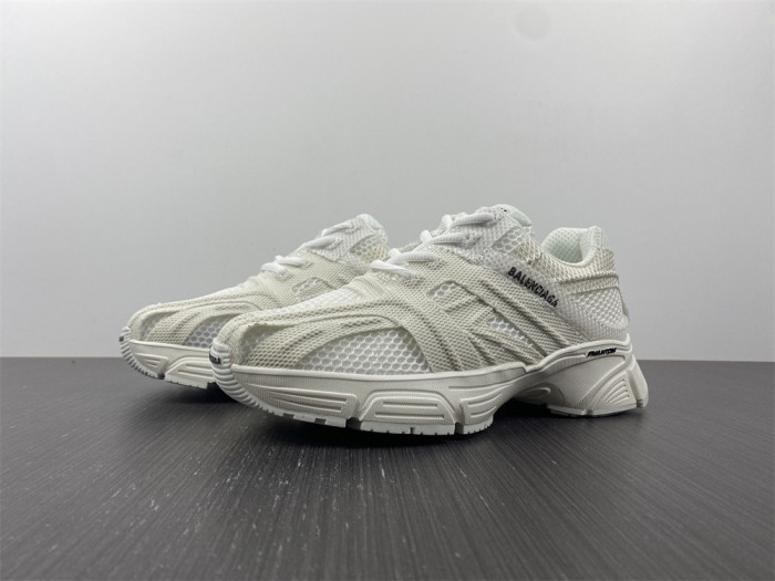 Ba*len*cia*ga phantom white w2e92 9000