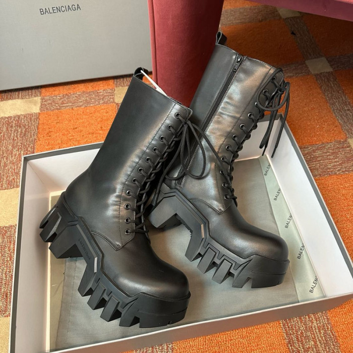 BLCG BOOTS SNEAKERS