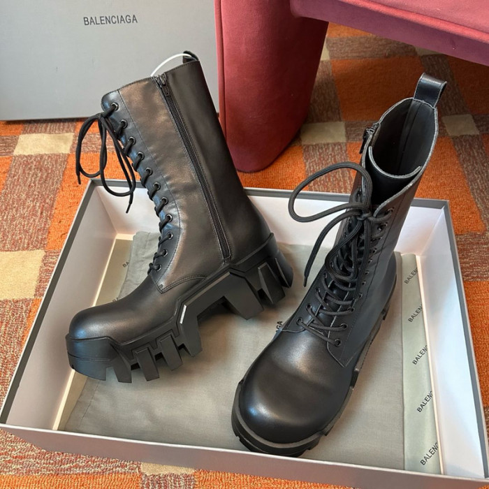 BLCG BOOTS SNEAKERS