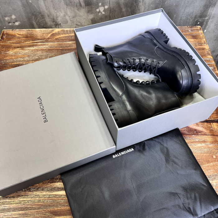 BLCG BOOTS SNEAKERS