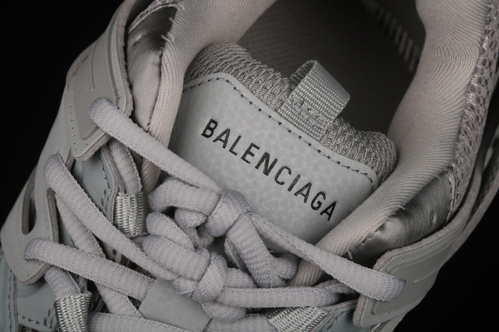 Ba*len*cia*ga TRACK W2LA13253