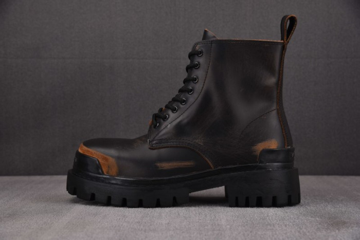 BLCG BOOTS SNEAKERS