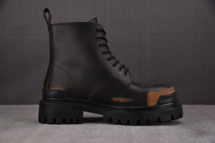 BLCG BOOTS SNEAKERS
