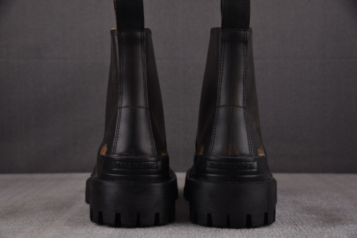 BLCG BOOTS SNEAKERS