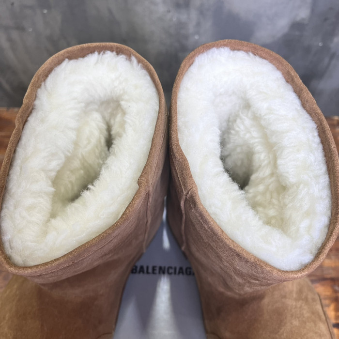 BLCG BOOTS SNEAKERS
