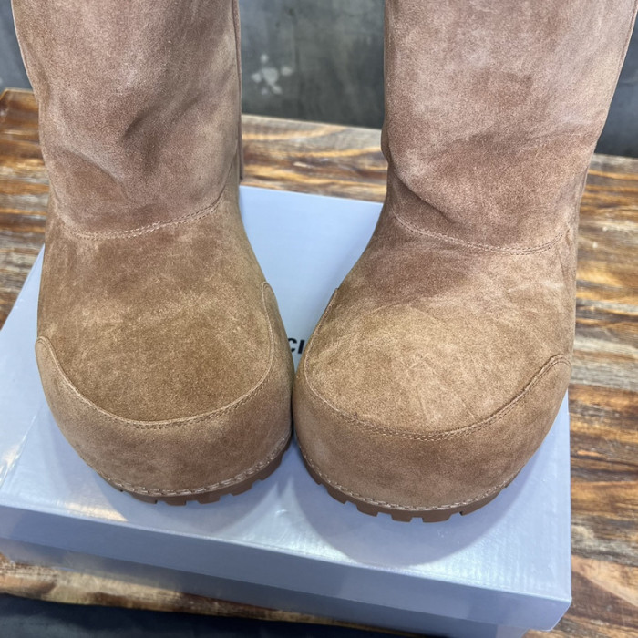 BLCG BOOTS SNEAKERS