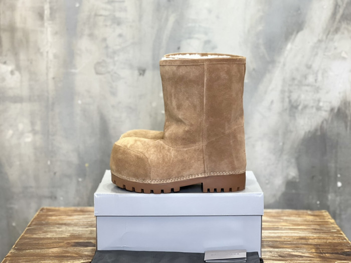 BLCG BOOTS SNEAKERS