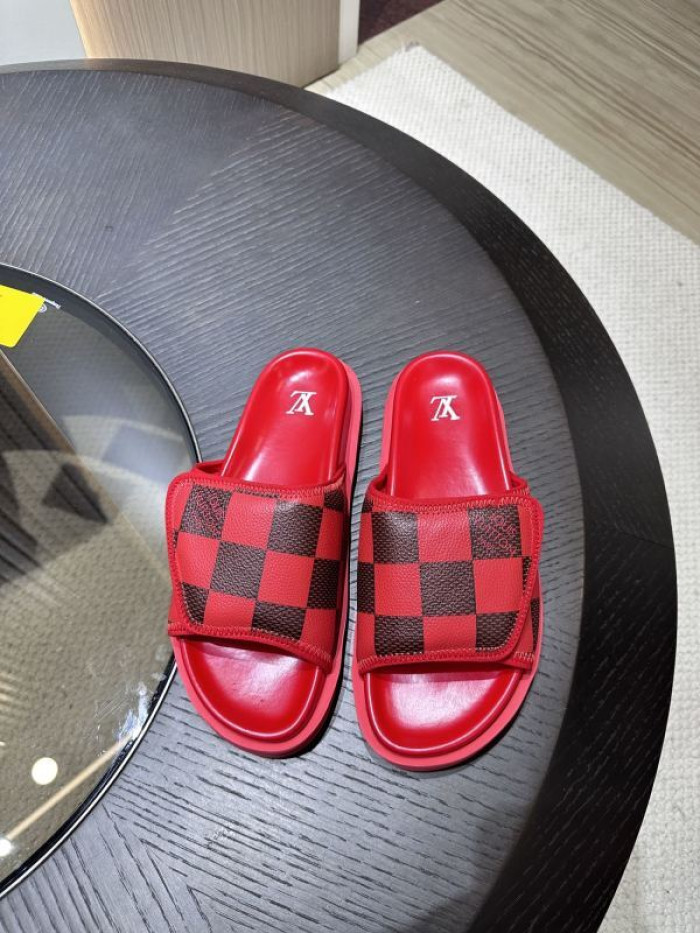 L0VT SANDALS