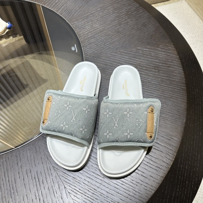 L0VT SANDALS