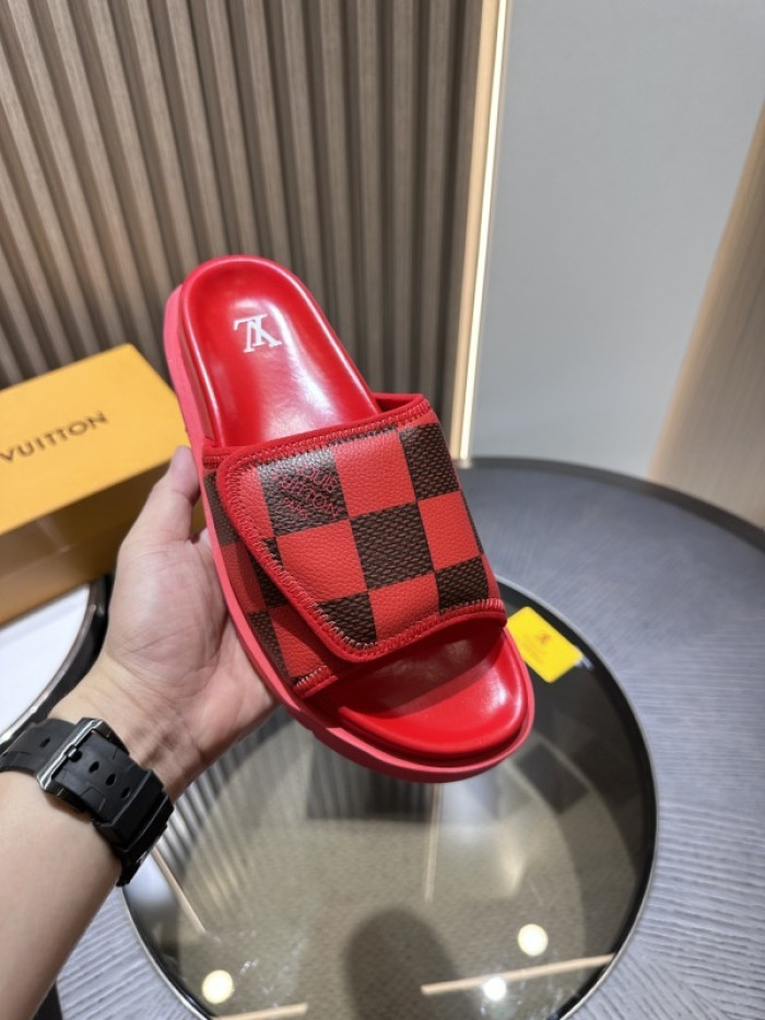 L0VT SANDALS
