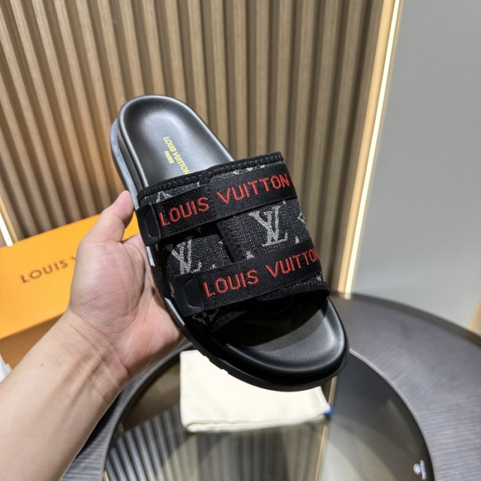 L0VT SANDALS