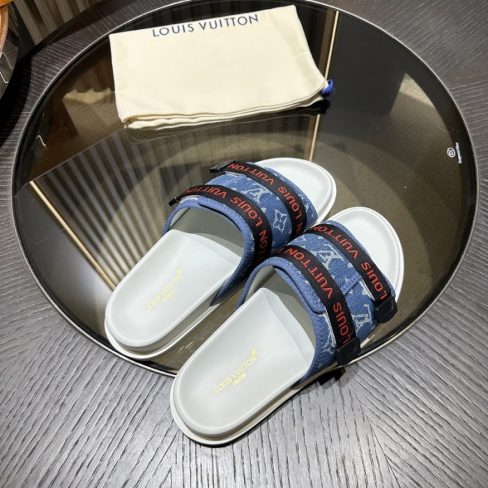 L0VT SANDALS