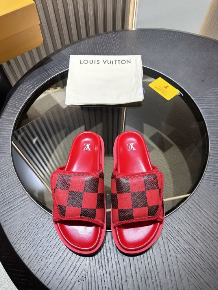 L0VT SANDALS