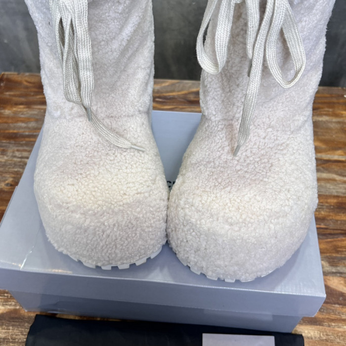 BLCG BOOTS SNEAKERS