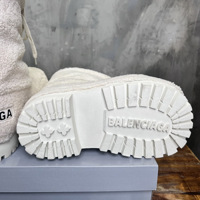 BLCG BOOTS SNEAKERS