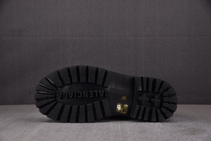 BLCG BOOTS SNEAKERS