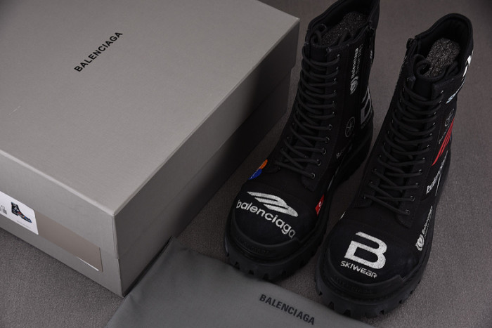 BLCG BOOTS SNEAKERS