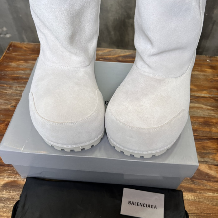 BLCG BOOTS SNEAKERS