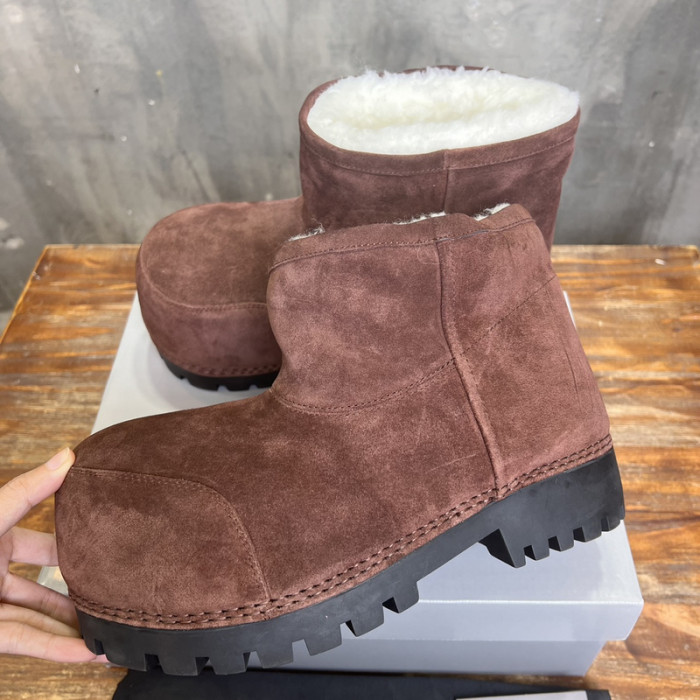 BLCG BOOTS SNEAKERS