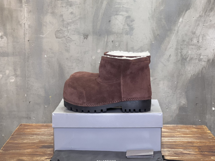 BLCG BOOTS SNEAKERS