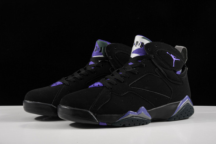 JORDAN 7 RETRO RAY ALLEN BUCKS 304775-053