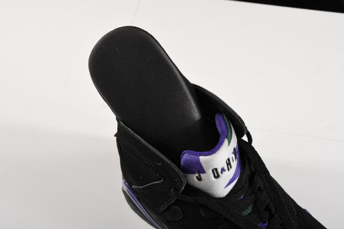 JORDAN 7 RETRO RAY ALLEN BUCKS 304775-053