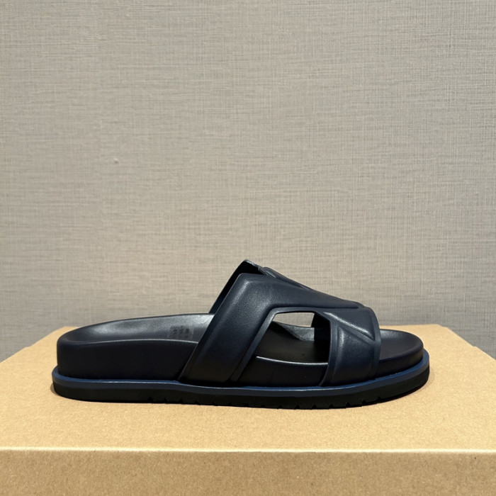 L0VT SANDALS