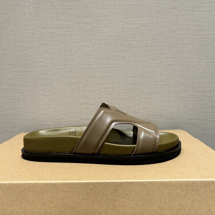 L0VT SANDALS