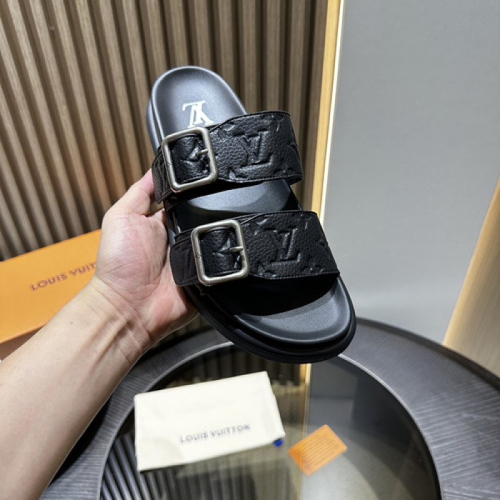 L0VT SANDALS
